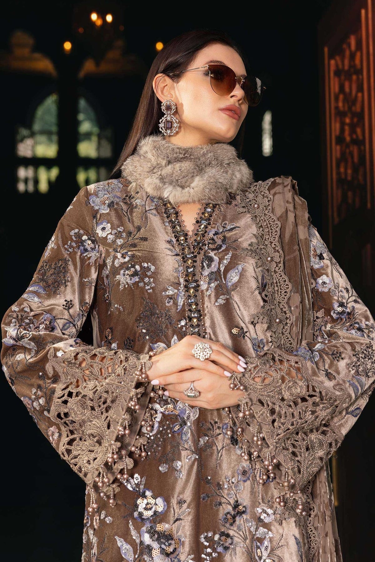 11000 Velvet Embroidered 3pc Article With velvet Dupatta