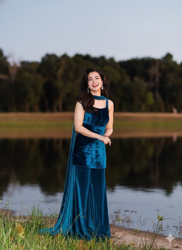 hania amir blue dress Velvet 9000 micro Velvet In 3 colours – Maryam Collection Princess dress Underskirt:Long black underskirt From Summer to Fall: