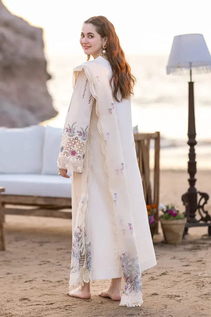Qalamakar white Hania amir