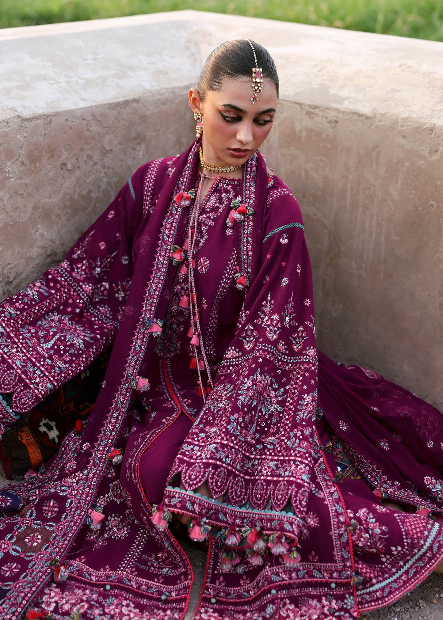 Hussain Rehar Luxury Lawn 3 piece