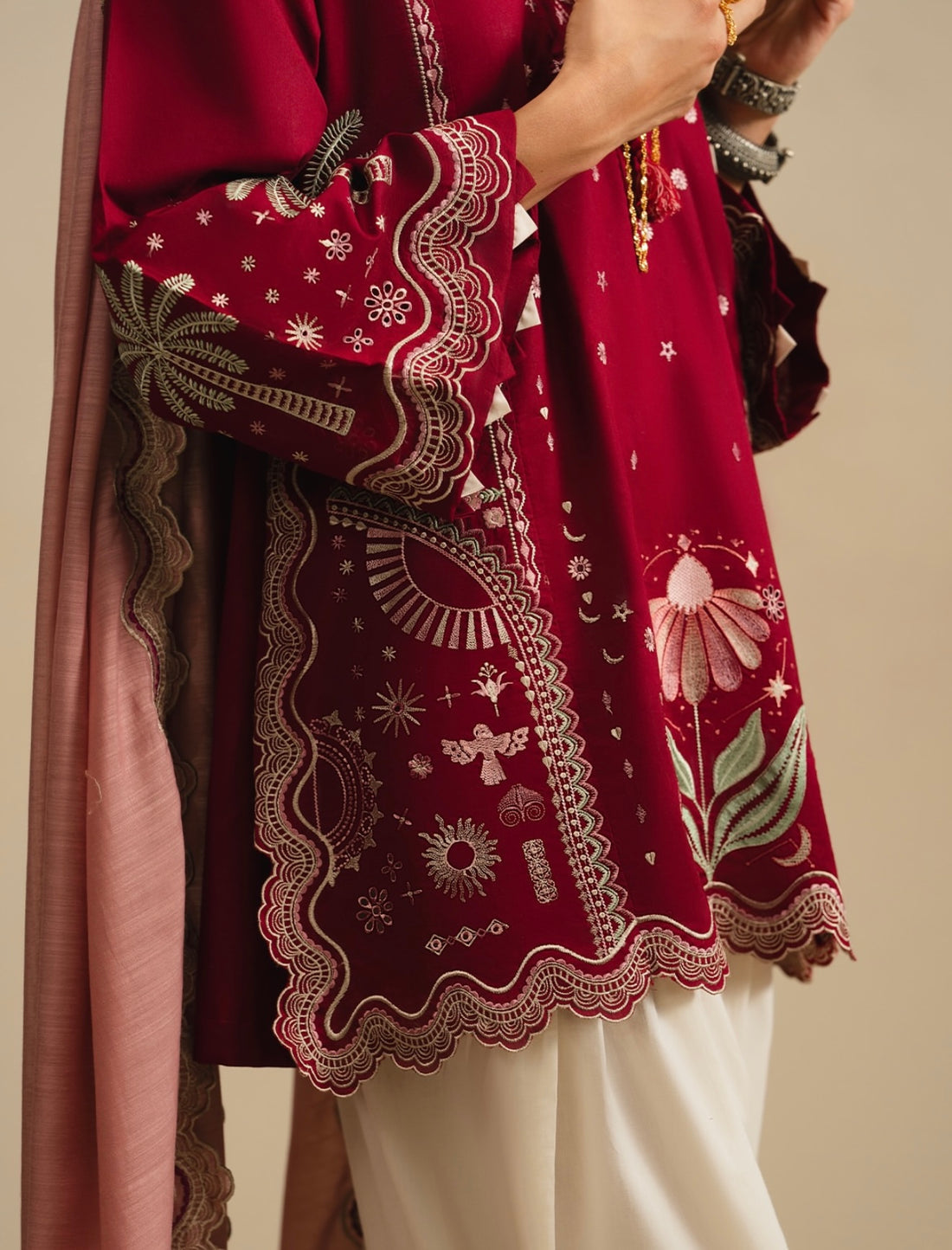 Silk Embroidered Luxury 3pc Article With Chiffon Embroidered Duppata Red Color with Pink Dupatta