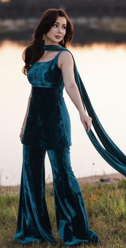 Hania Amir Velvet Dress 9000 micro Velvet In 3 colours