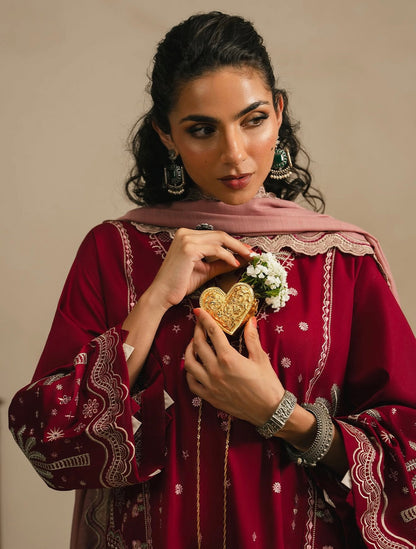 Silk Embroidered Luxury 3pc Article With Chiffon Embroidered Duppata Red Color with Pink Dupatta
