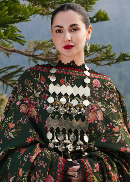 Hussain Rehar black sale 3pc luxury lawn