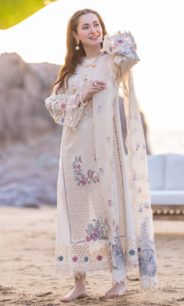 Qalamakar white Hania amir