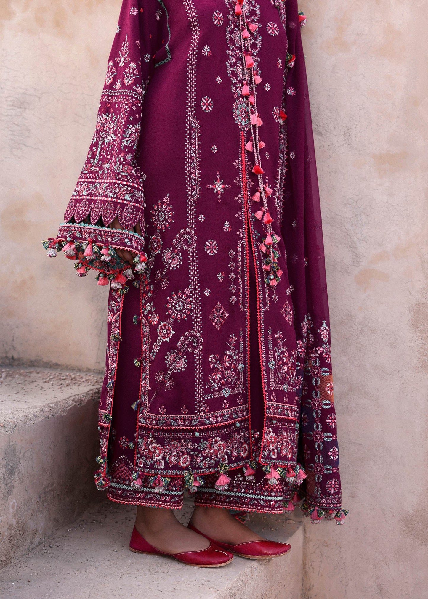Hussain Rehar Luxury Lawn 3 piece