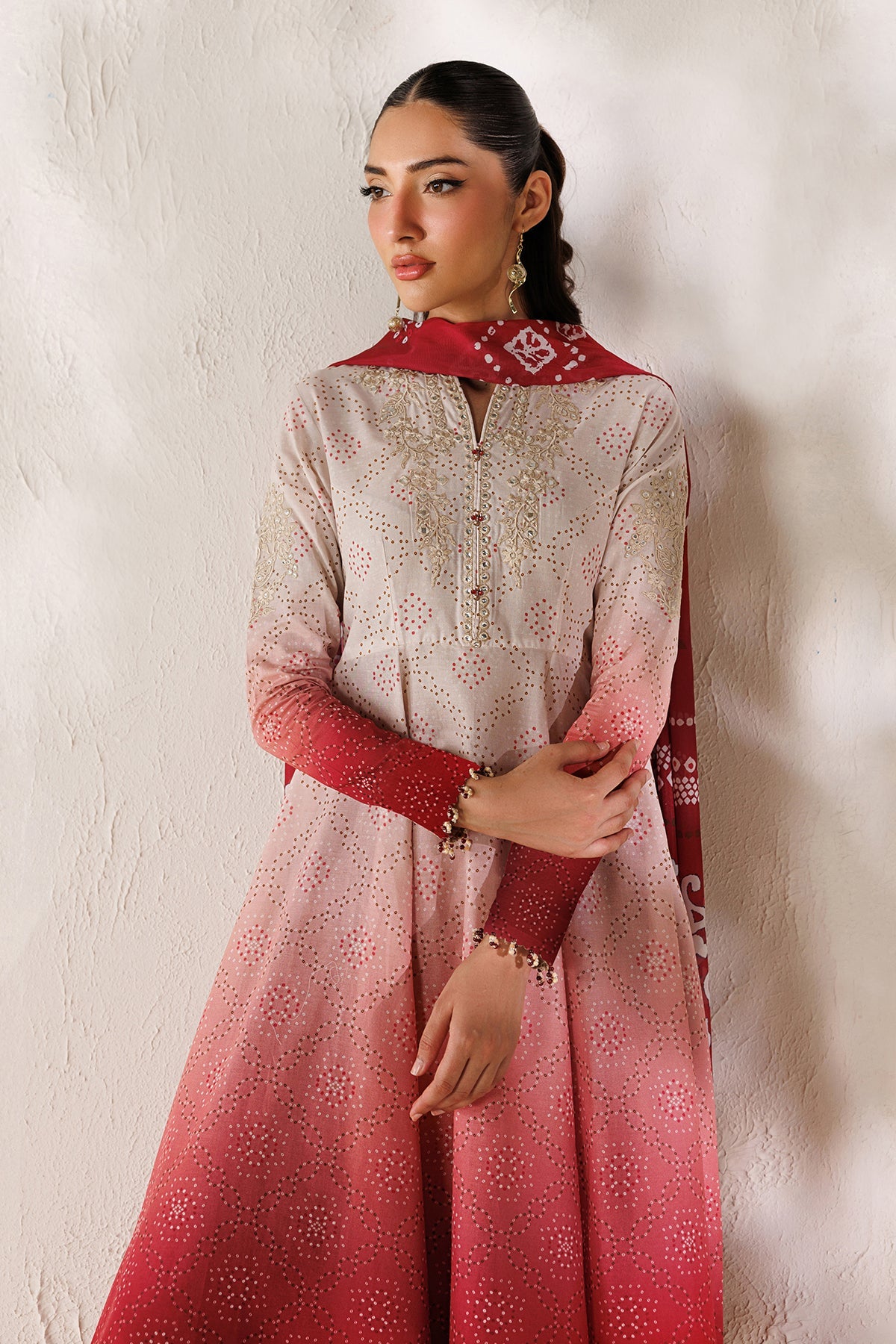 Baroque Silk Embroidered Chunnri Design 3pc Article