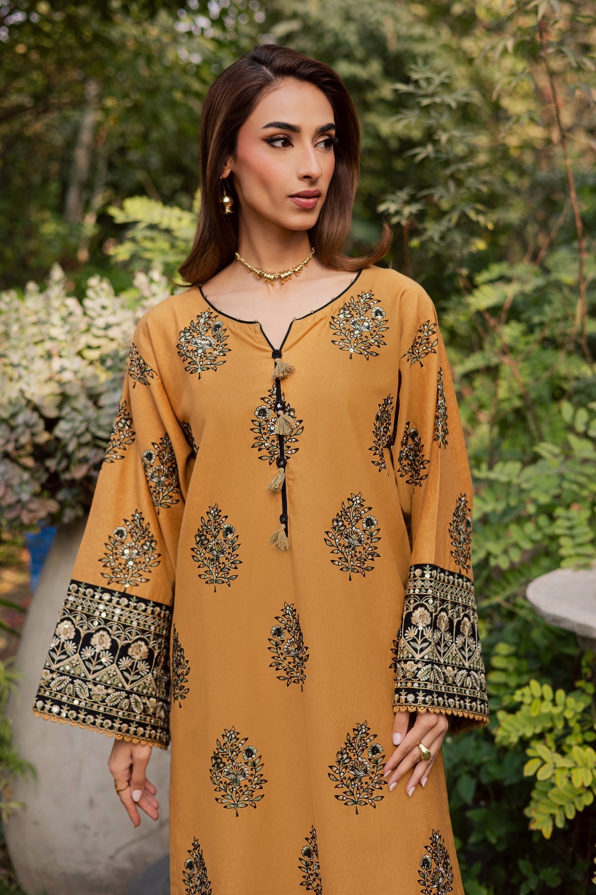 Ethnic lawn 2pc luxury