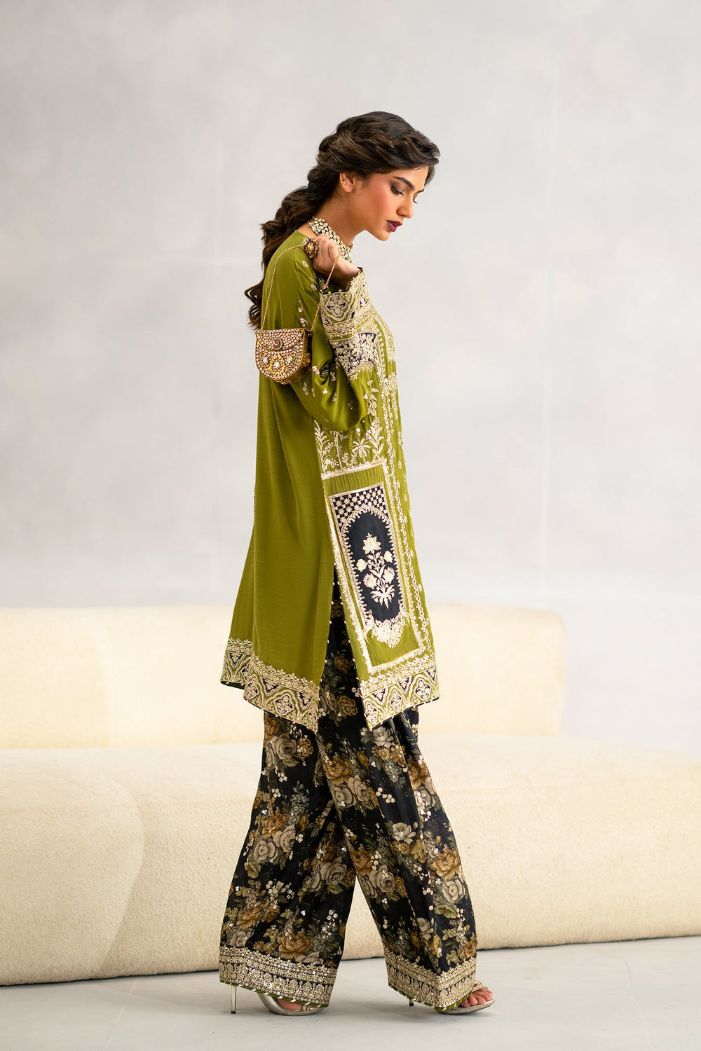 Silk Embroidered 2pc Article