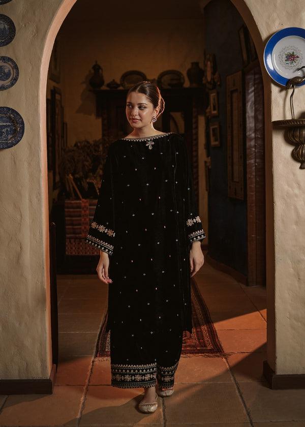 Urge Pret 2pc Embroidered Article