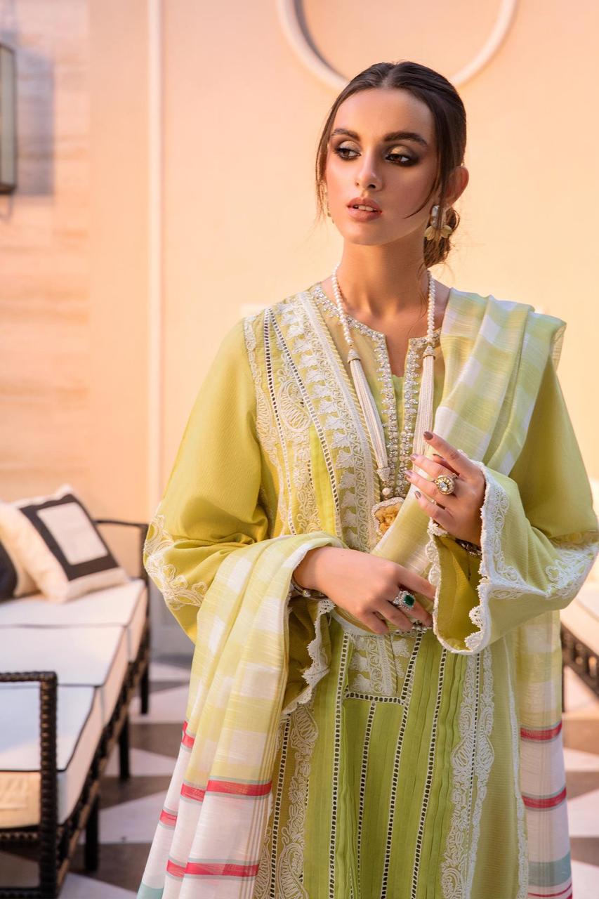 Mushq Luxury Embroidered Dress 3pc