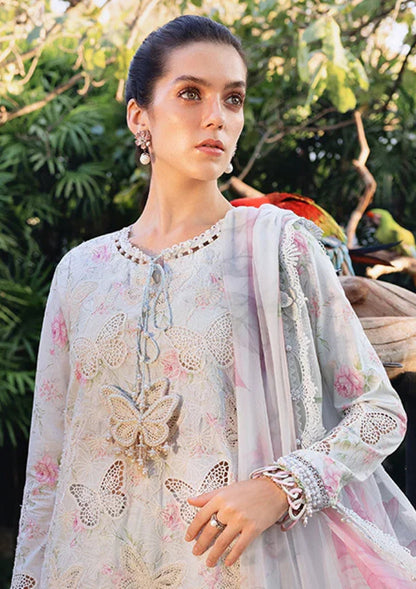 Maria B. Luxury Article