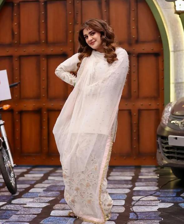 Ethnic Silk luxury 3pc Article Kubra khan D-7007